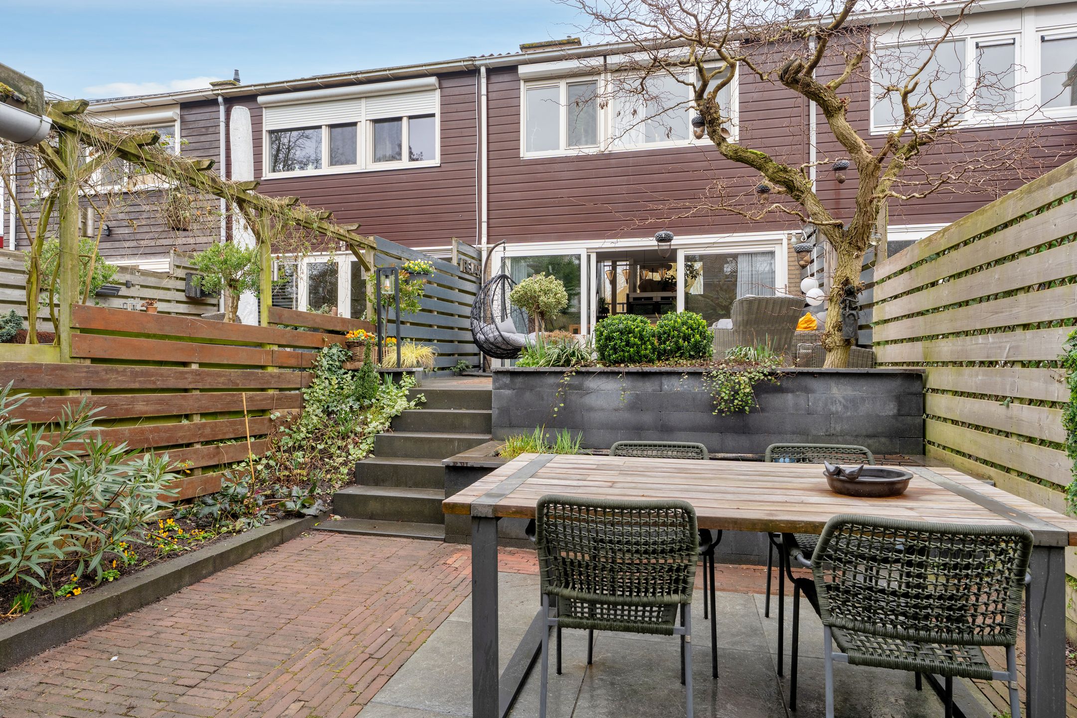 Foto 15 van Surinamesingel 95