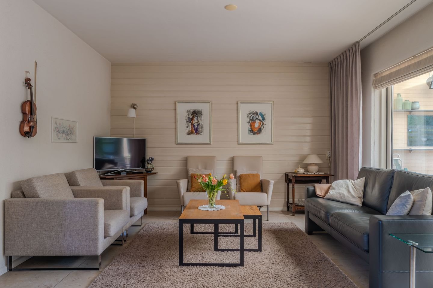 Photo 10 of Hubertusstraat 13