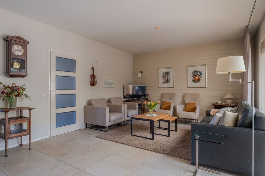 Photo 11 of Hubertusstraat 13