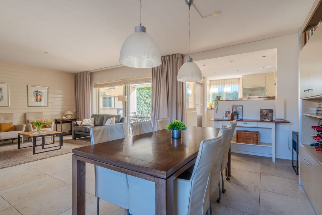 Photo 17 of Hubertusstraat 13