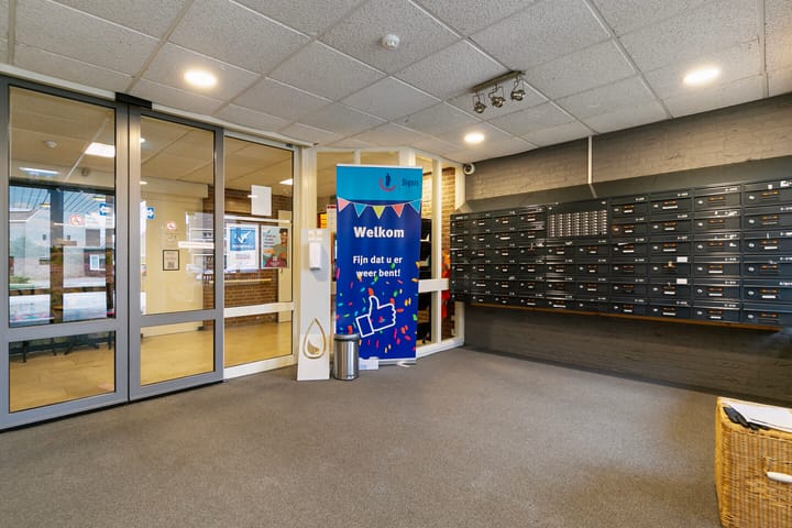 Photo 2 of Wepel 2-214