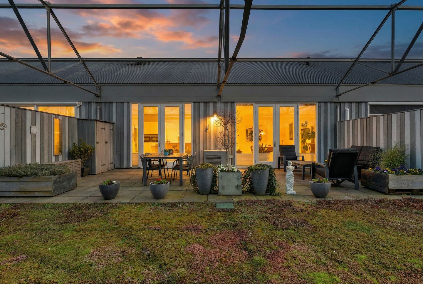 Foto 44 van Esrein 10-G