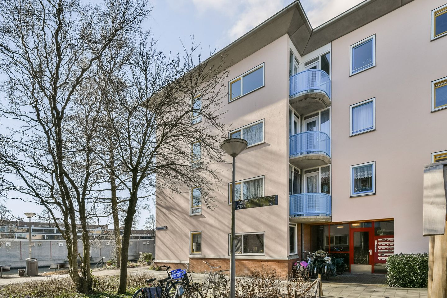 Photo 4 of Jan Boterenbroodstraat 19