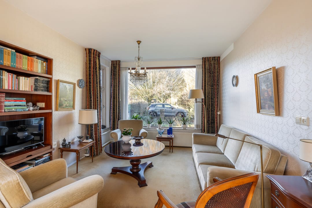 Photo 2 of van Heutszpark 49