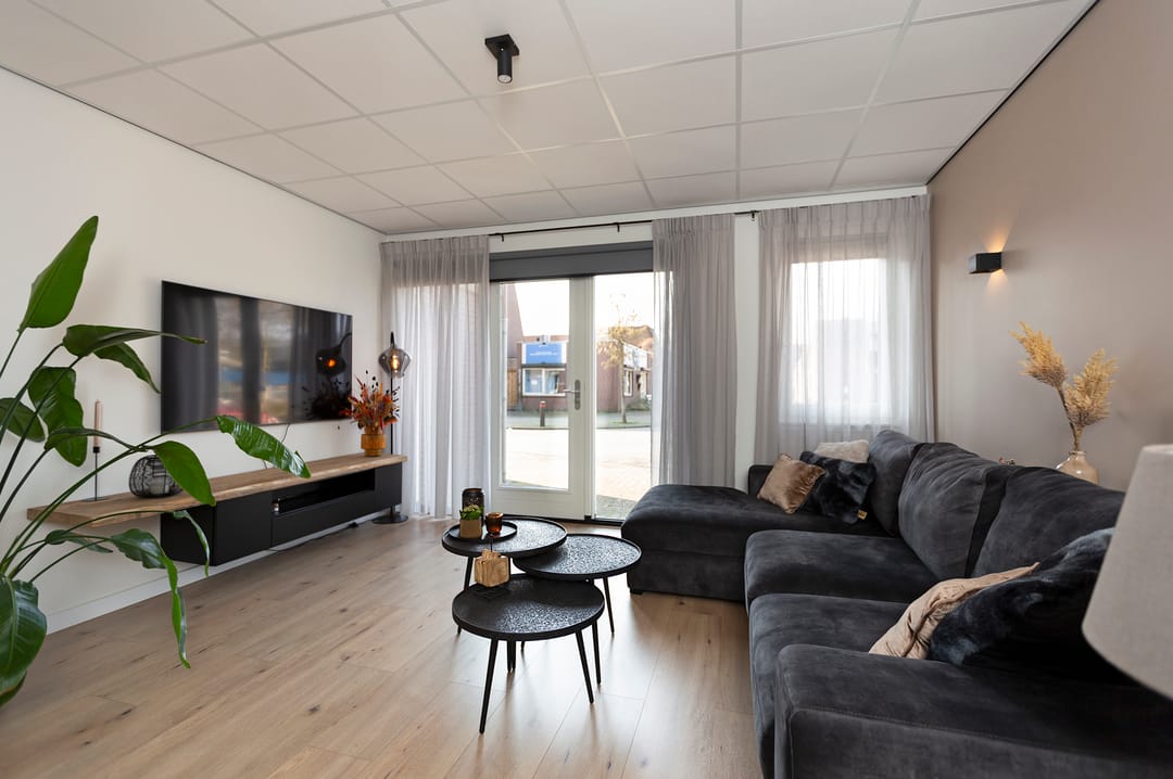 Photo 16 of Brongouw 60-H