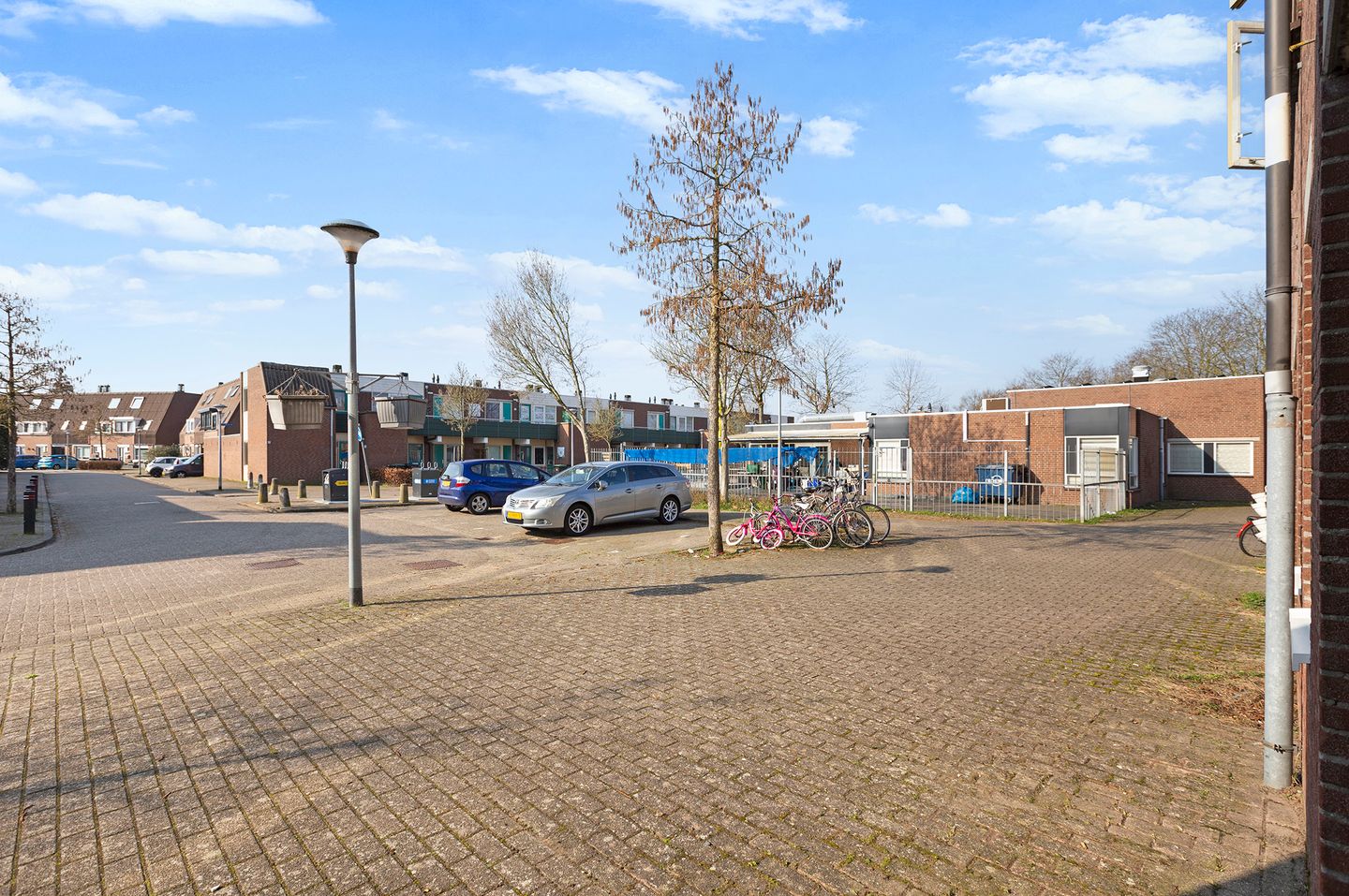 Photo 20 of Brongouw 60-H