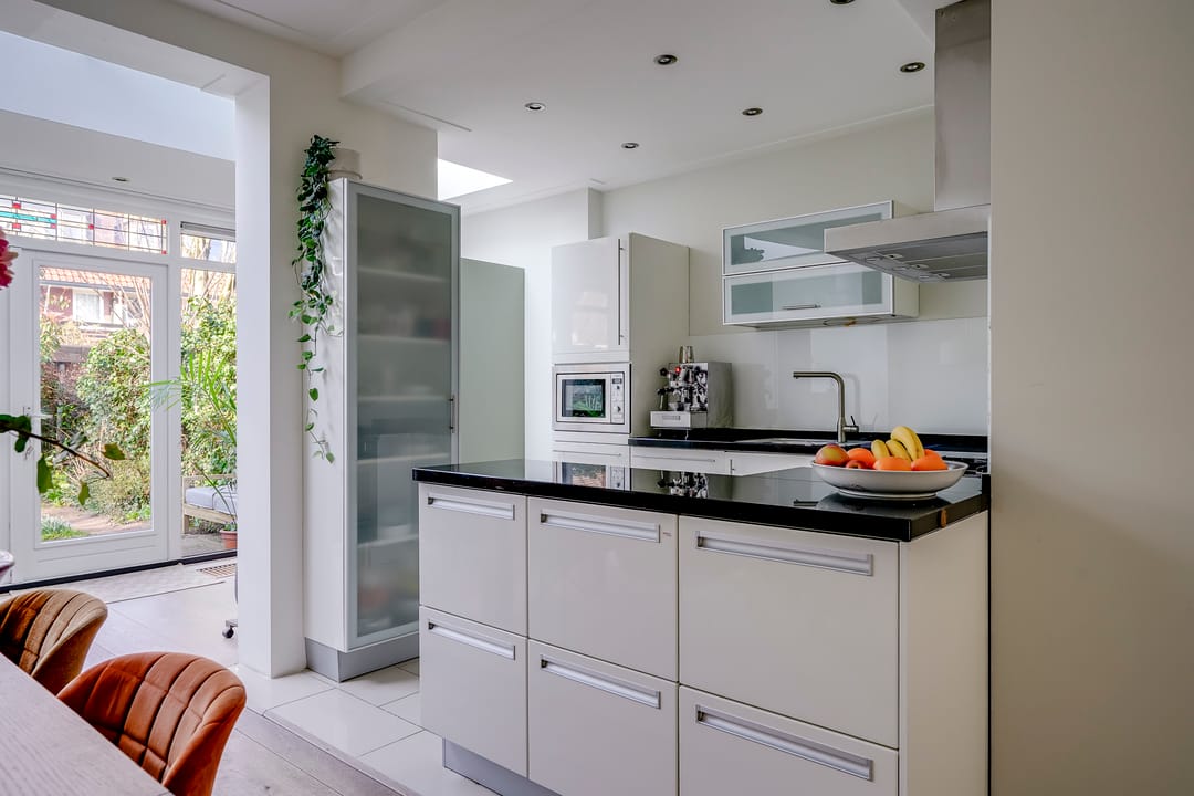 Photo 13 of Prof. Hugo de Vrieslaan 3