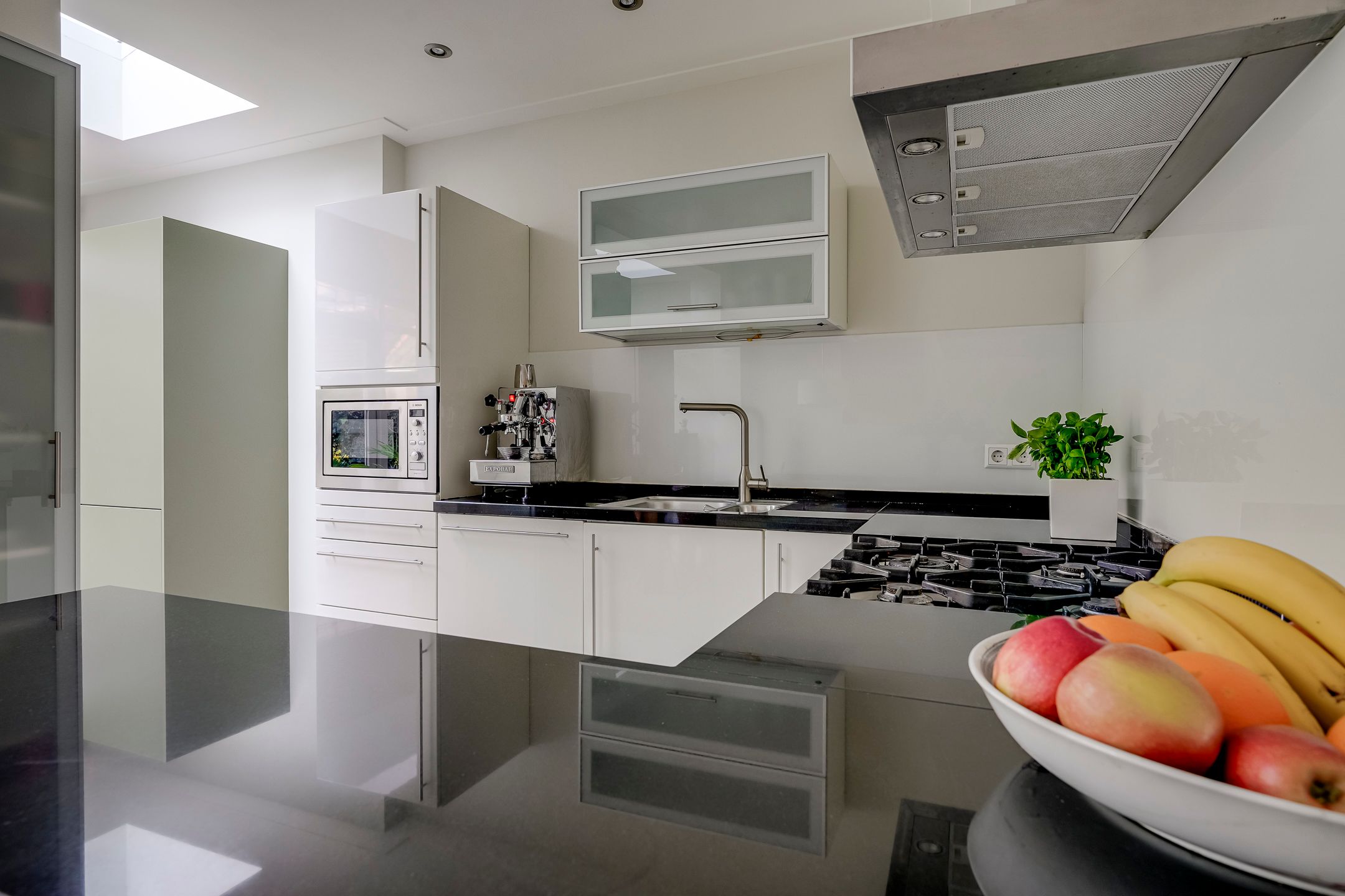 Photo 15 of Prof. Hugo de Vrieslaan 3