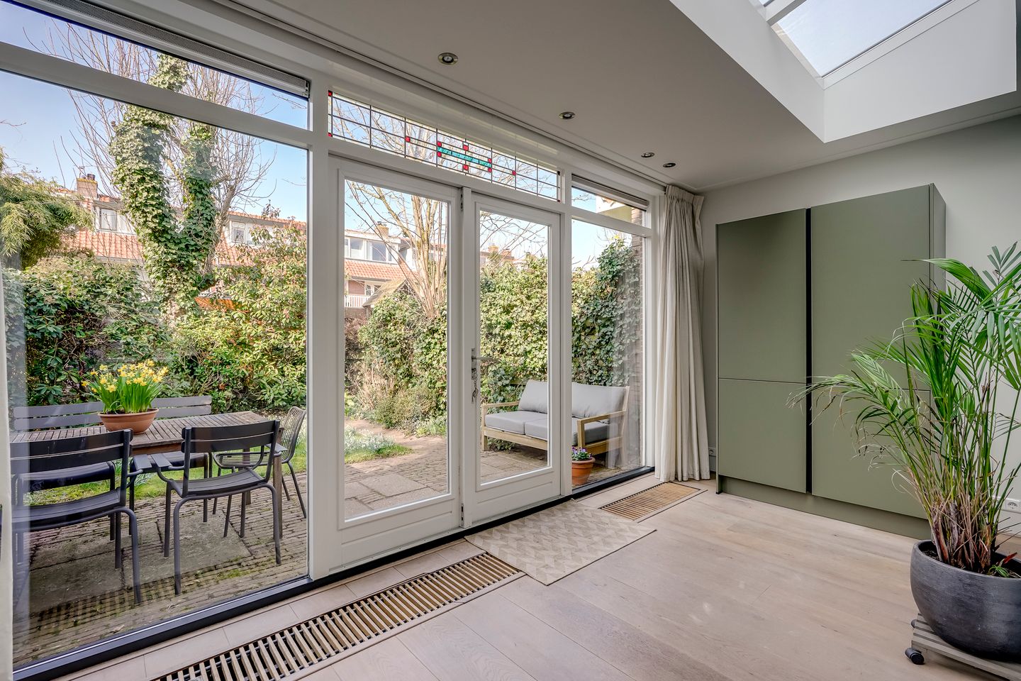 Photo 19 of Prof. Hugo de Vrieslaan 3