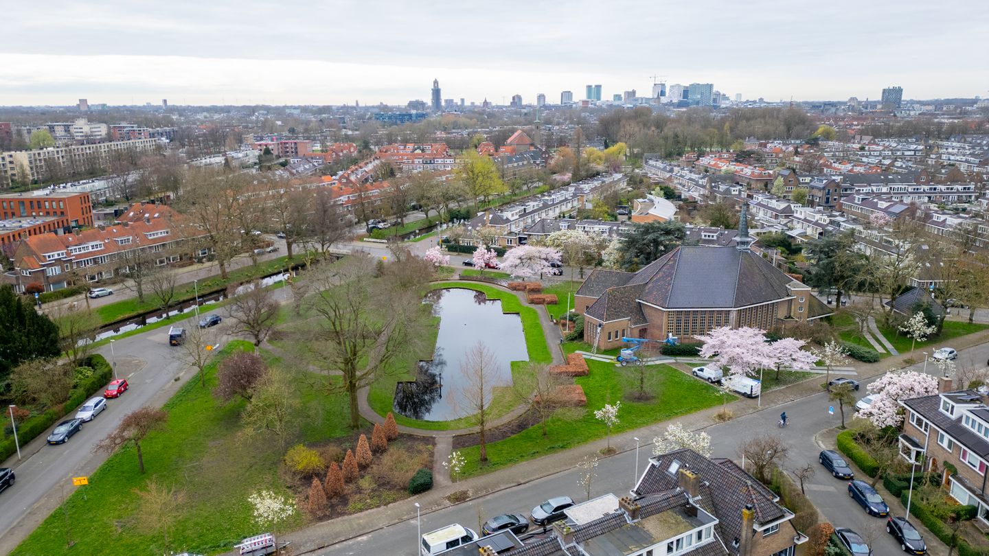 Photo 50 of Prof. Hugo de Vrieslaan 3