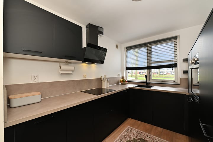 Foto 3 van Princesseplaat 24