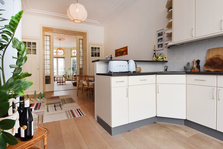 Photo 3 of Van Hoornbeekstraat 33