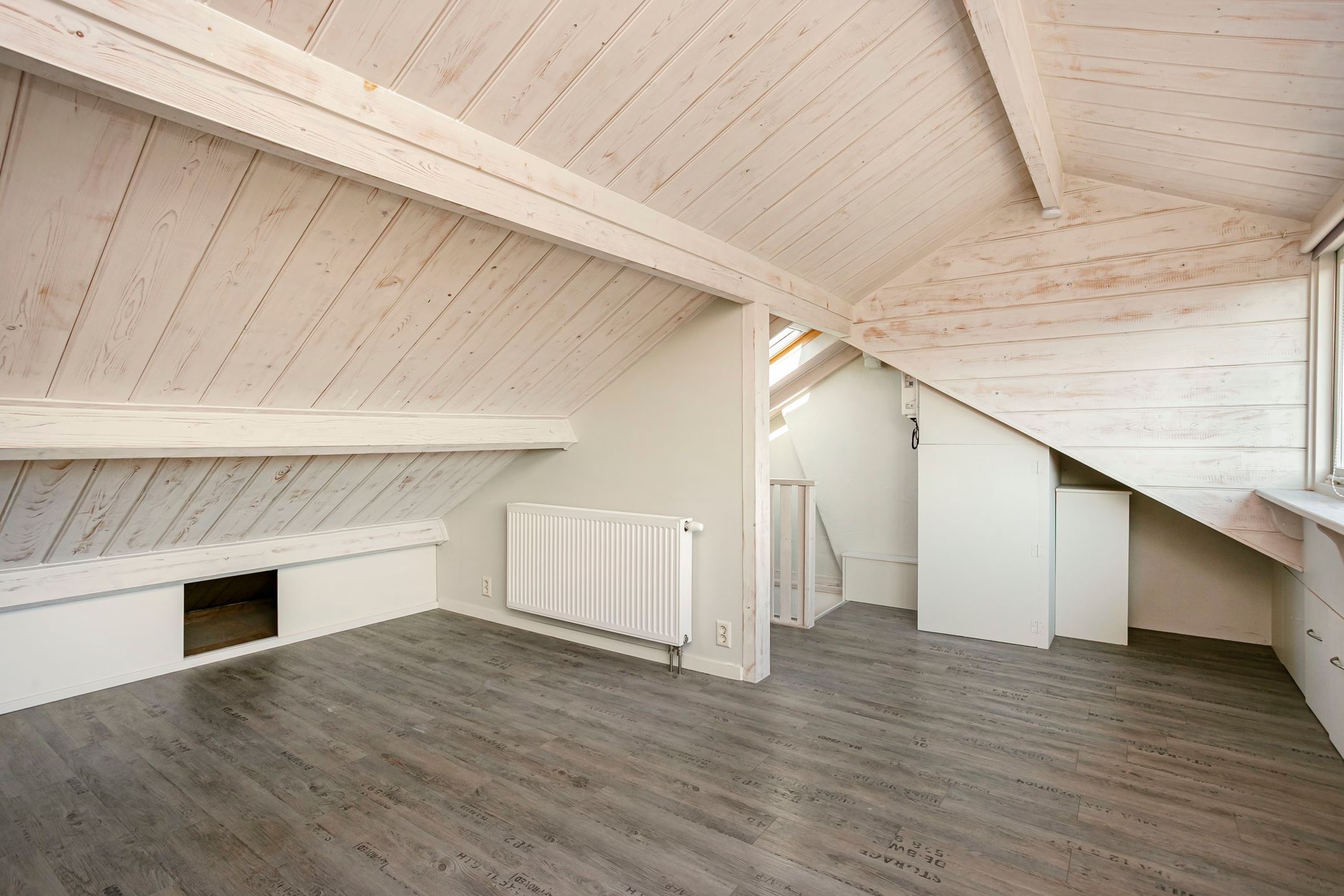 Photo 36 of Rossinistraat 6