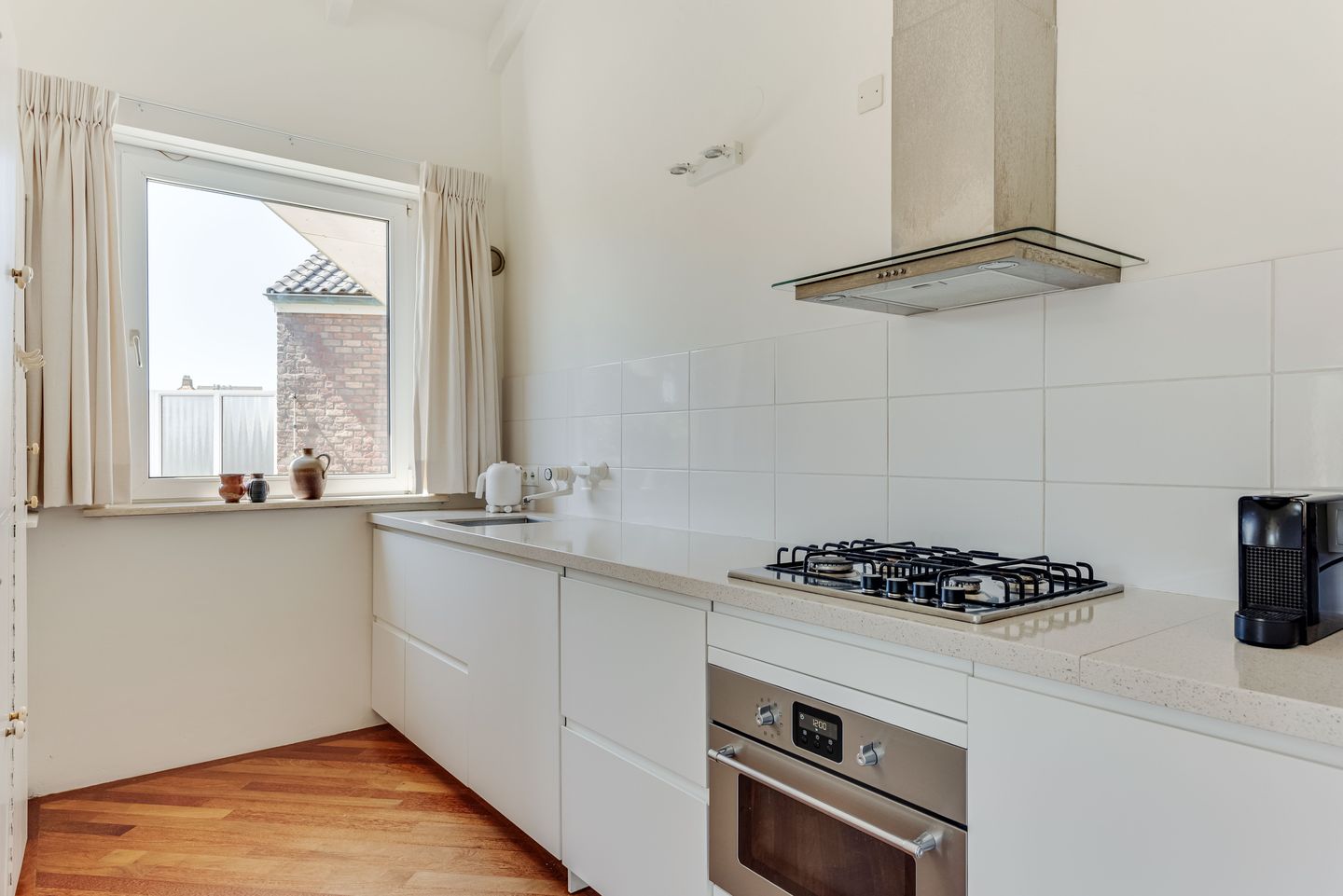 Foto 14 van Paulineweg 4