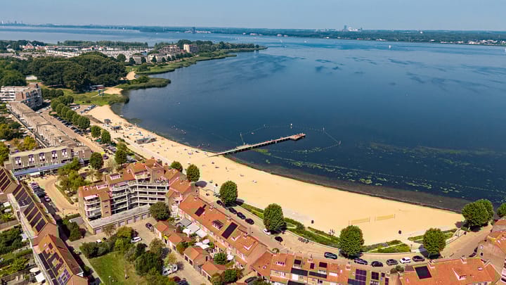 Foto 2 van Zomerkade 246