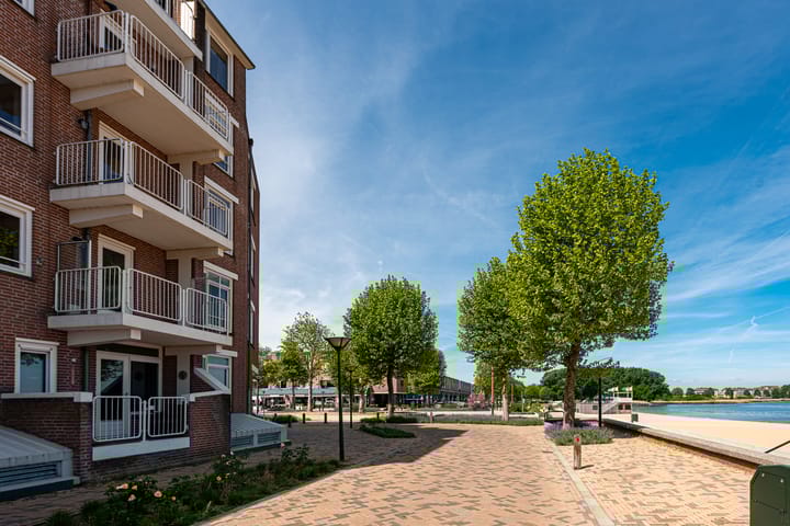 Foto 3 van Zomerkade 246