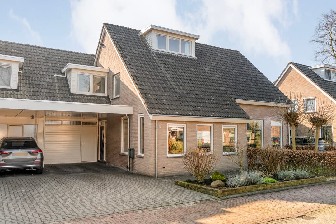 Foto 1 van Kerkenbovenveen 12