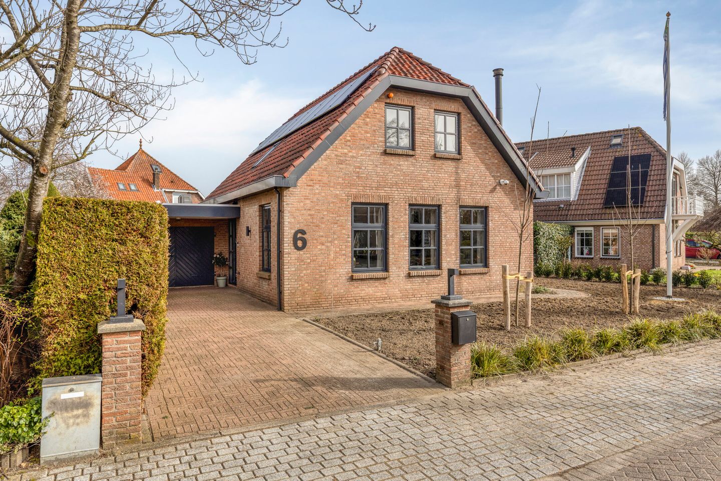 Photo 1 of Meanderlaan 6