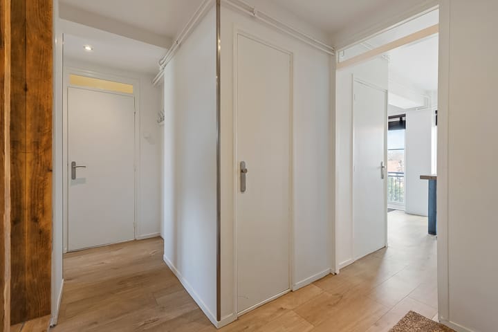 Foto 2 van de Engh 11-III