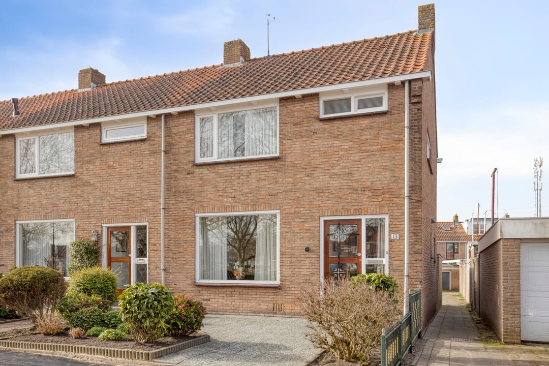 Foto 1 van Burgemeester van Baarstraat 13