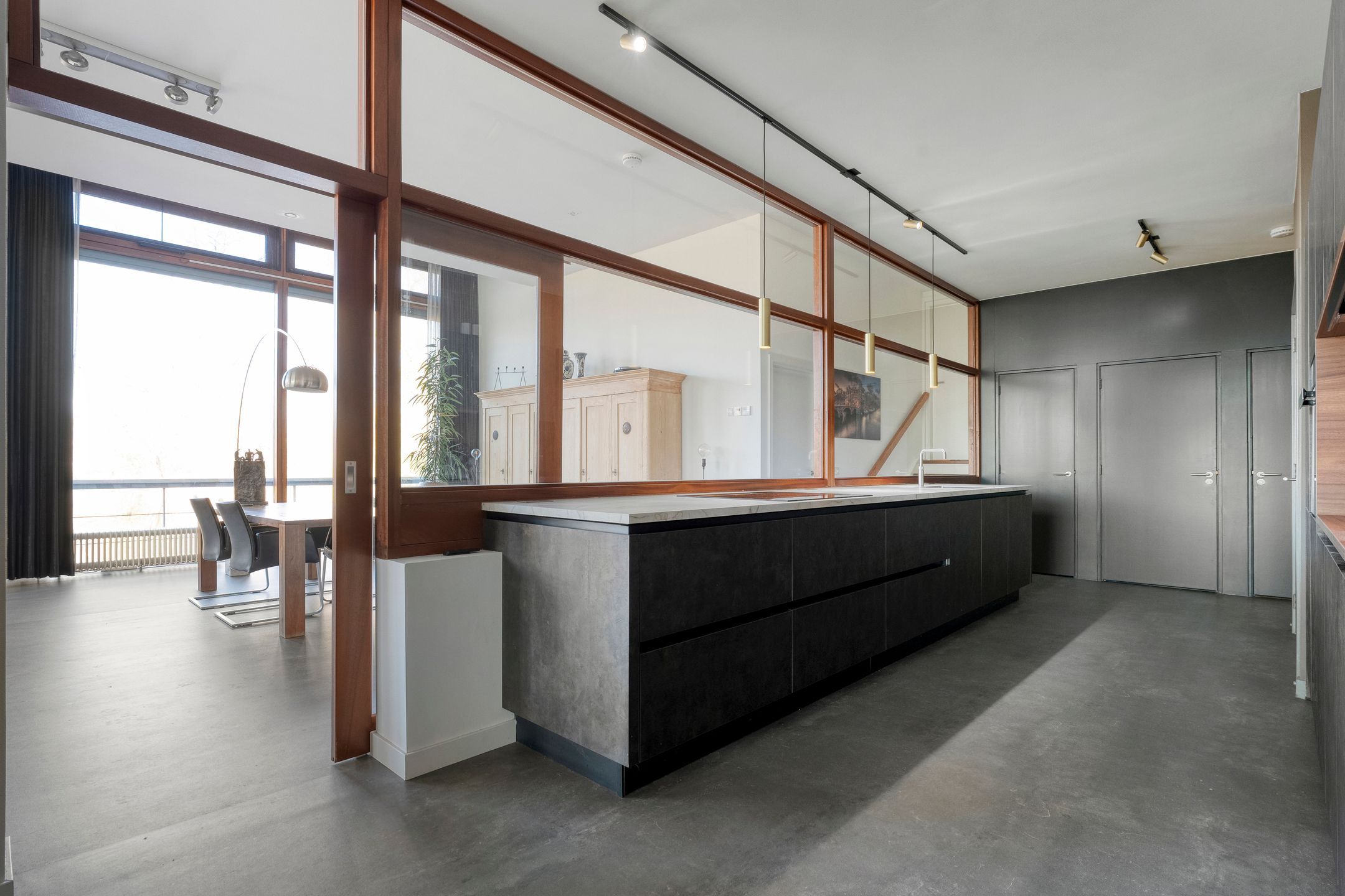 Photo 12 of Stationsplein 12