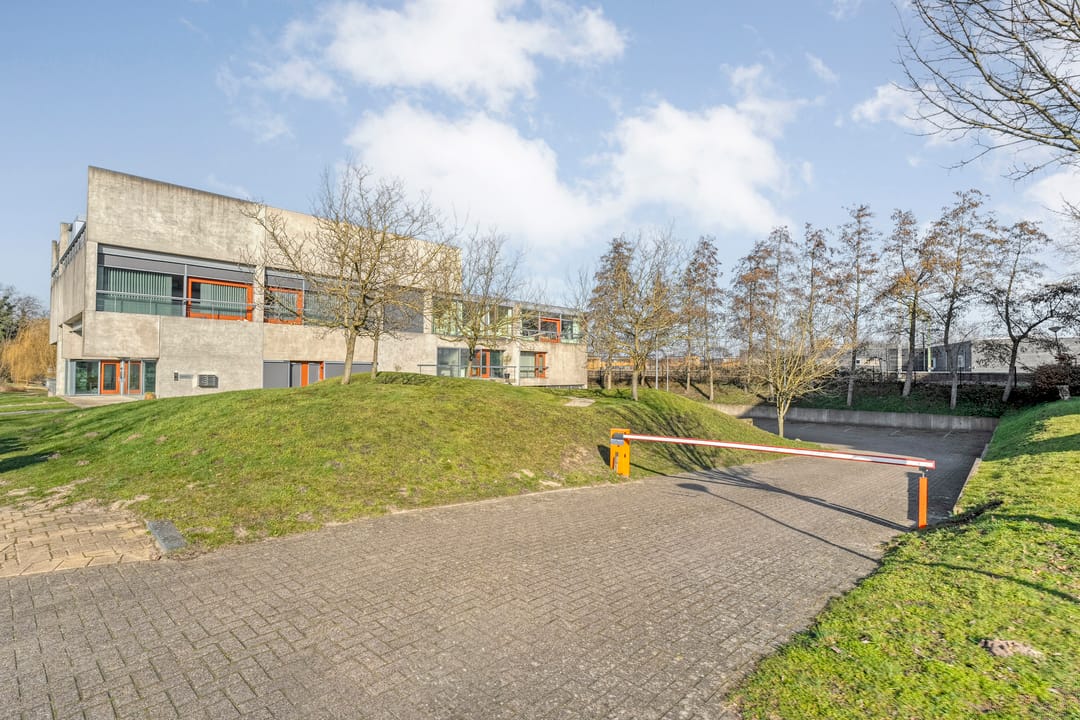 Photo 28 of Stationsplein 12