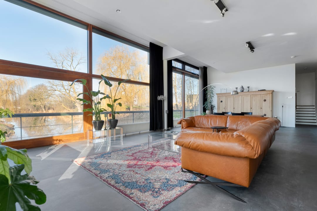 Photo 2 of Stationsplein 12