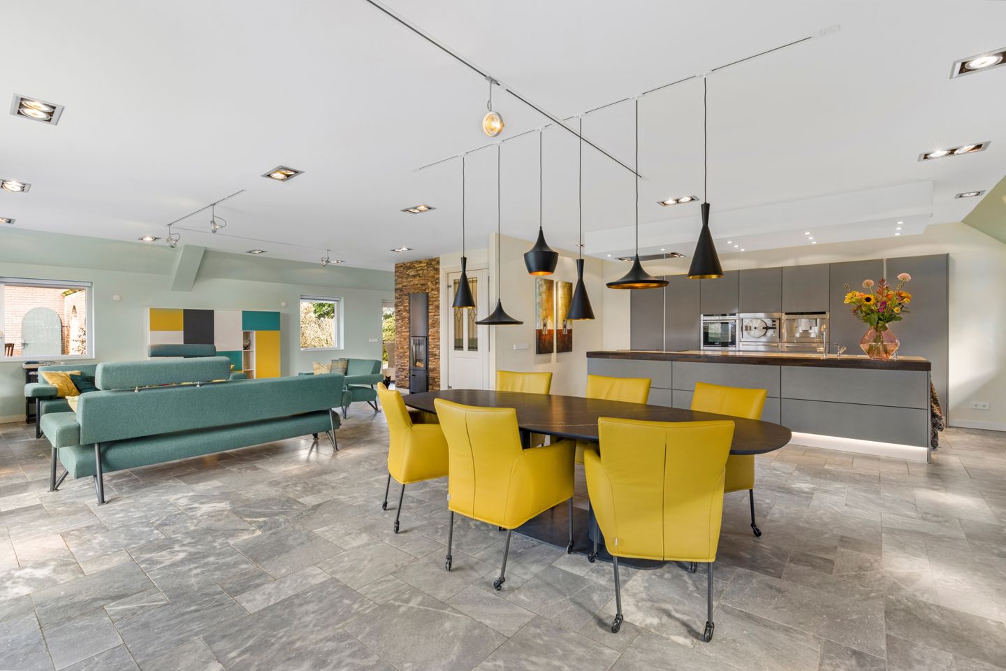 Photo 4 of Runselstraat 10