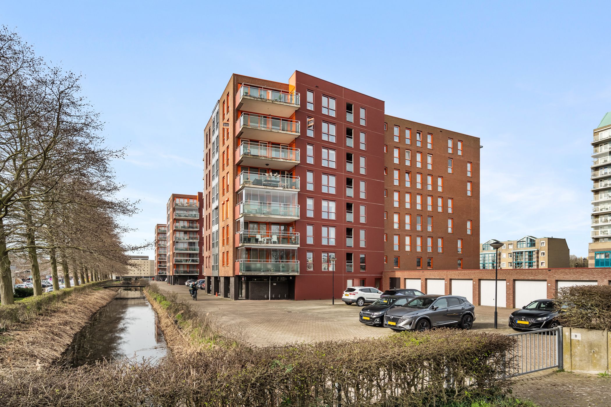 Foto 27 van Waterlinze 40