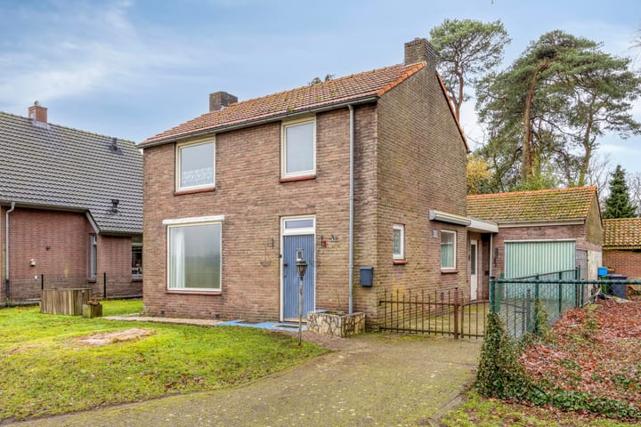 Foto 2 van Blaarpeelweg 2