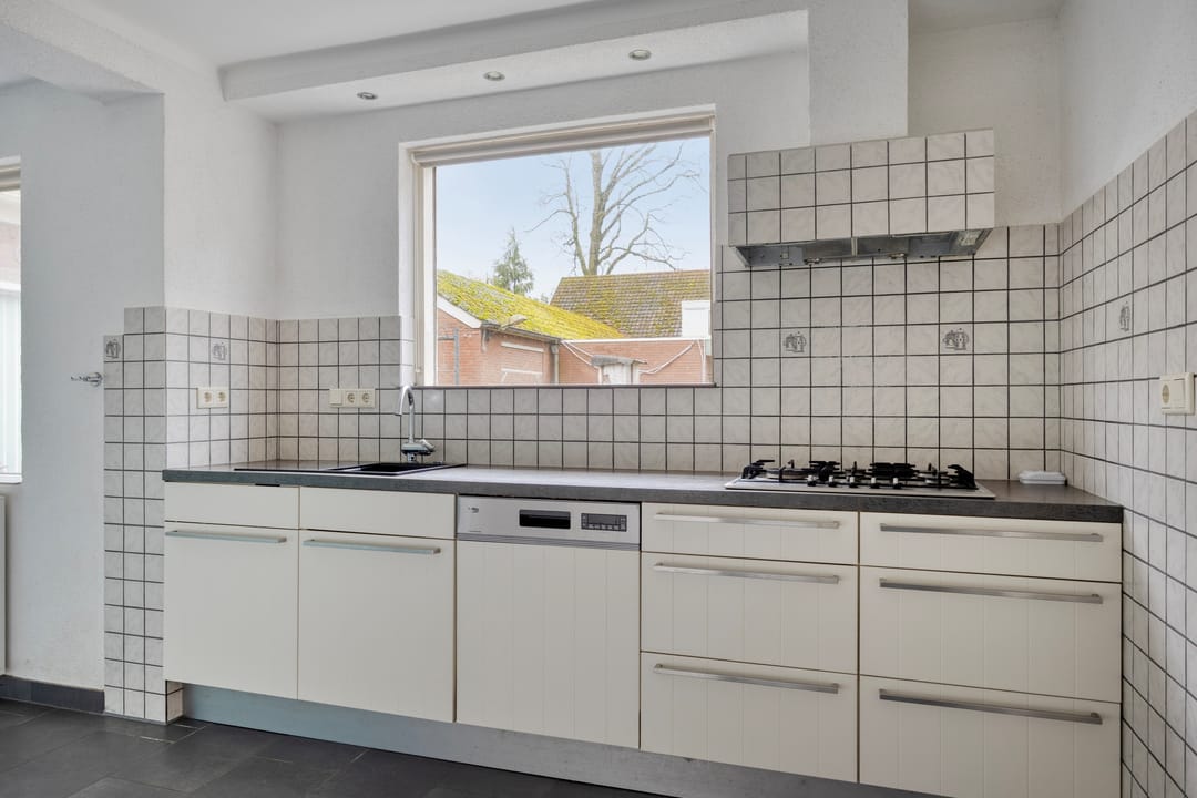 Photo 17 of Blaarpeelweg 2