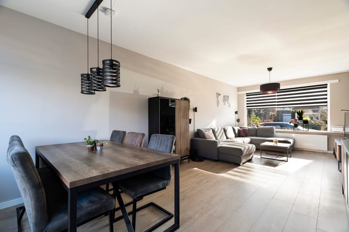 Photo 4 of Vrijhof 6