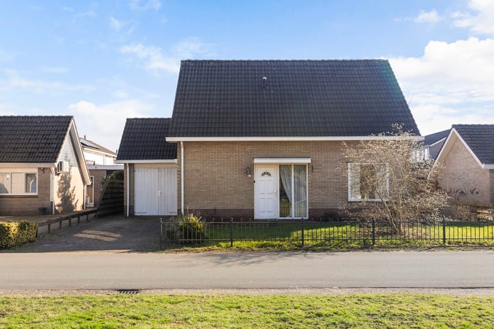 Photo 3 of Kennedystraat 12