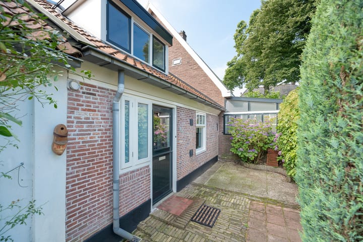 Foto 2 van Valkenaarstraat 123