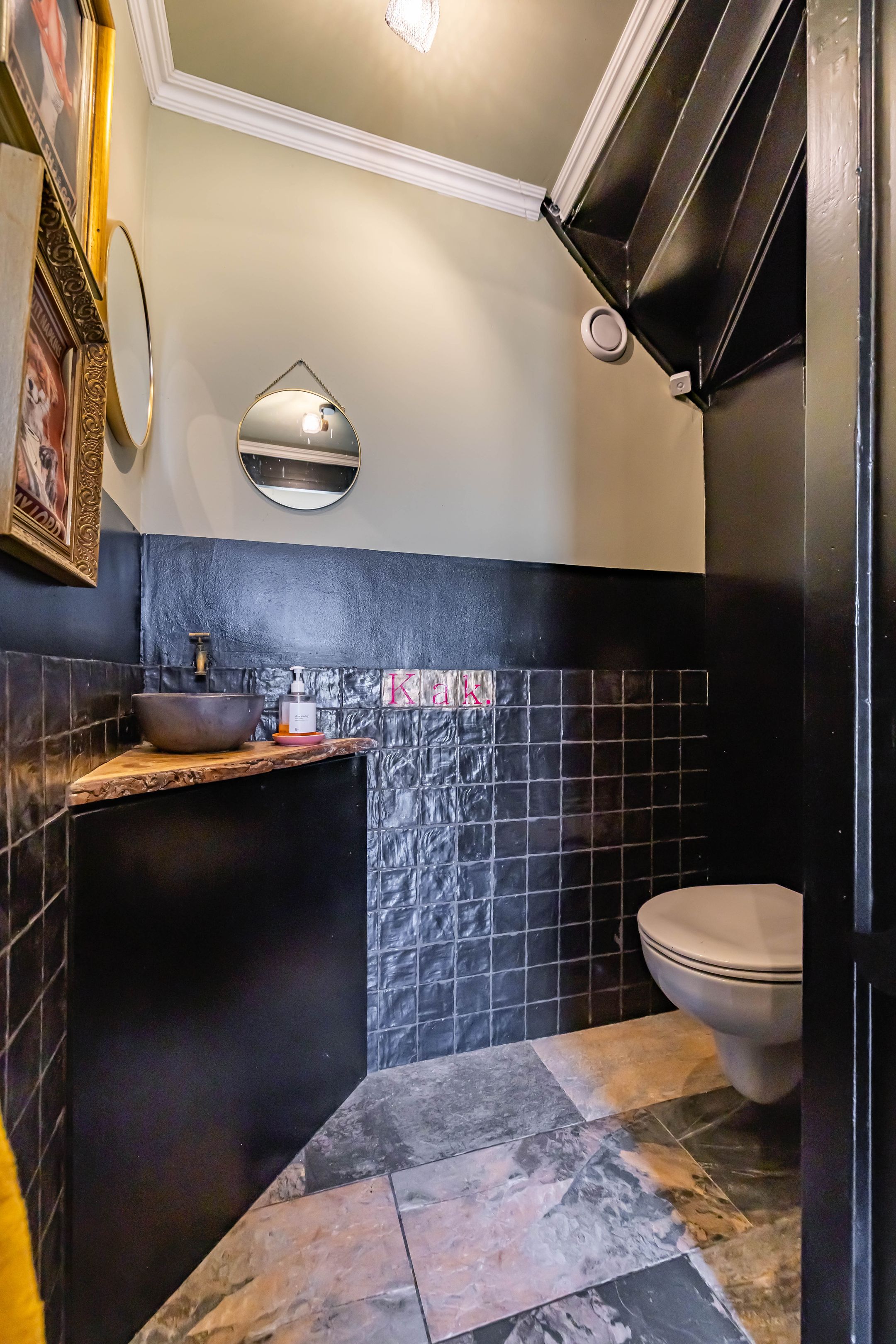 Photo 9 of Reddingiusstraat 4