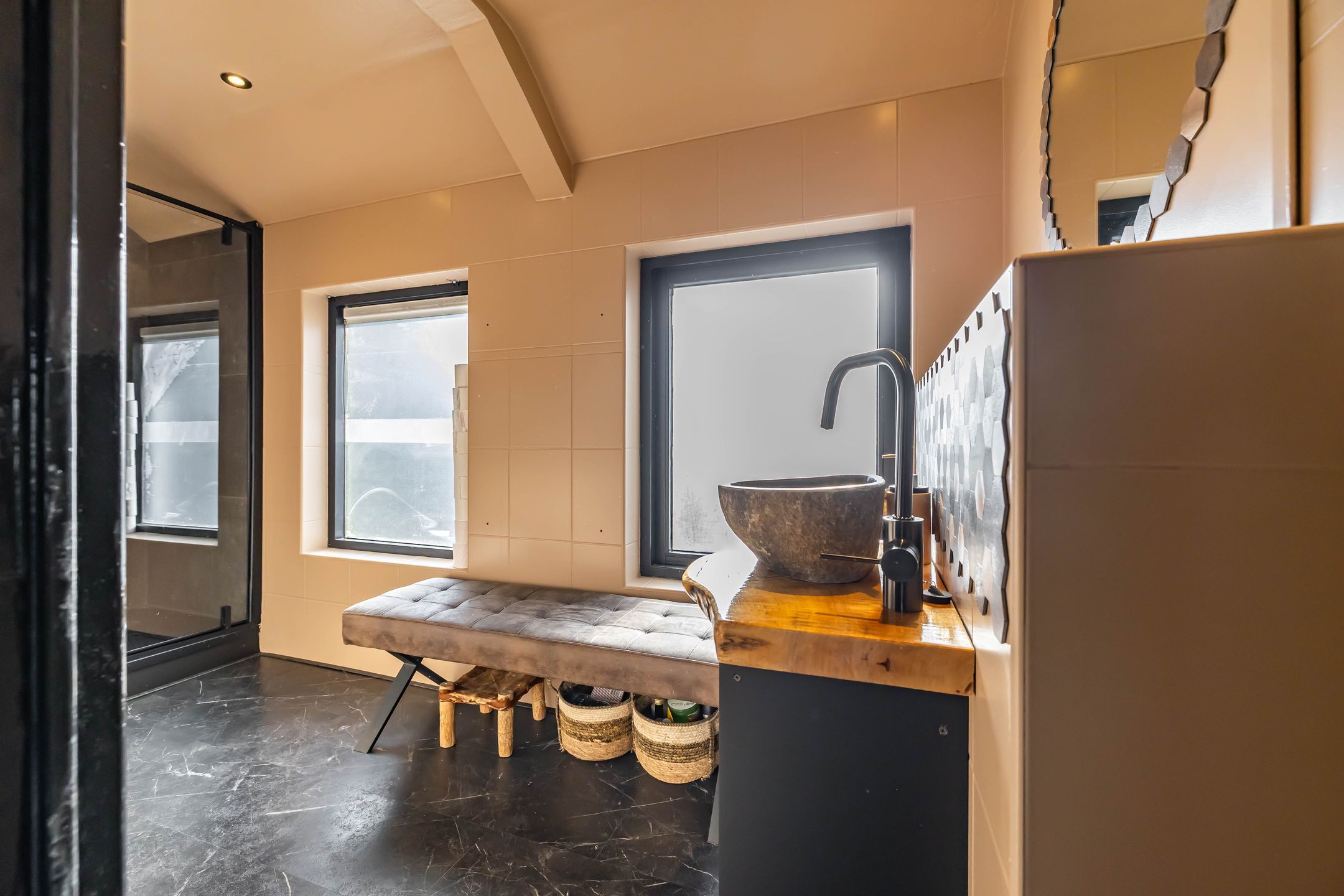 Photo 27 of Reddingiusstraat 4