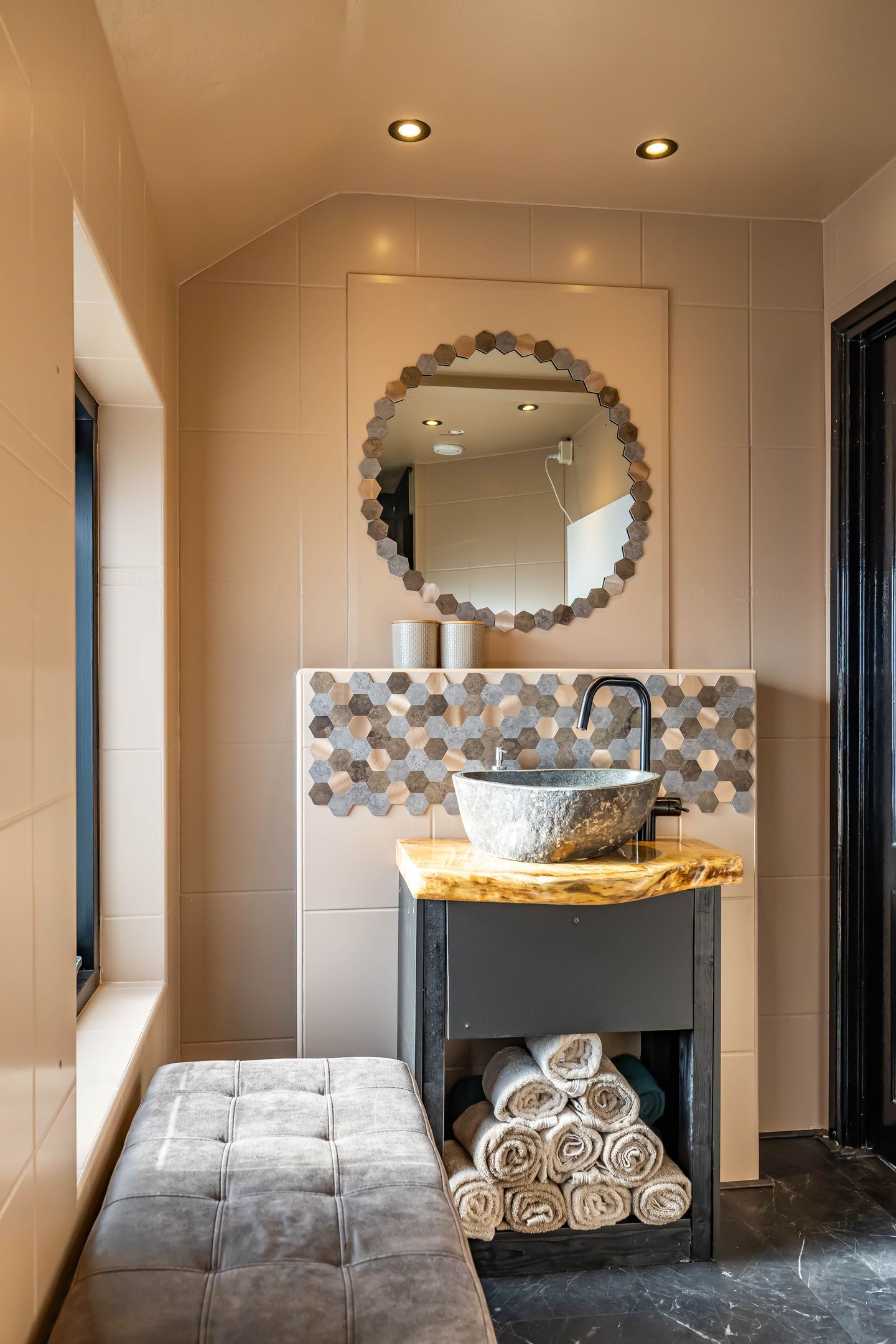 Photo 29 of Reddingiusstraat 4