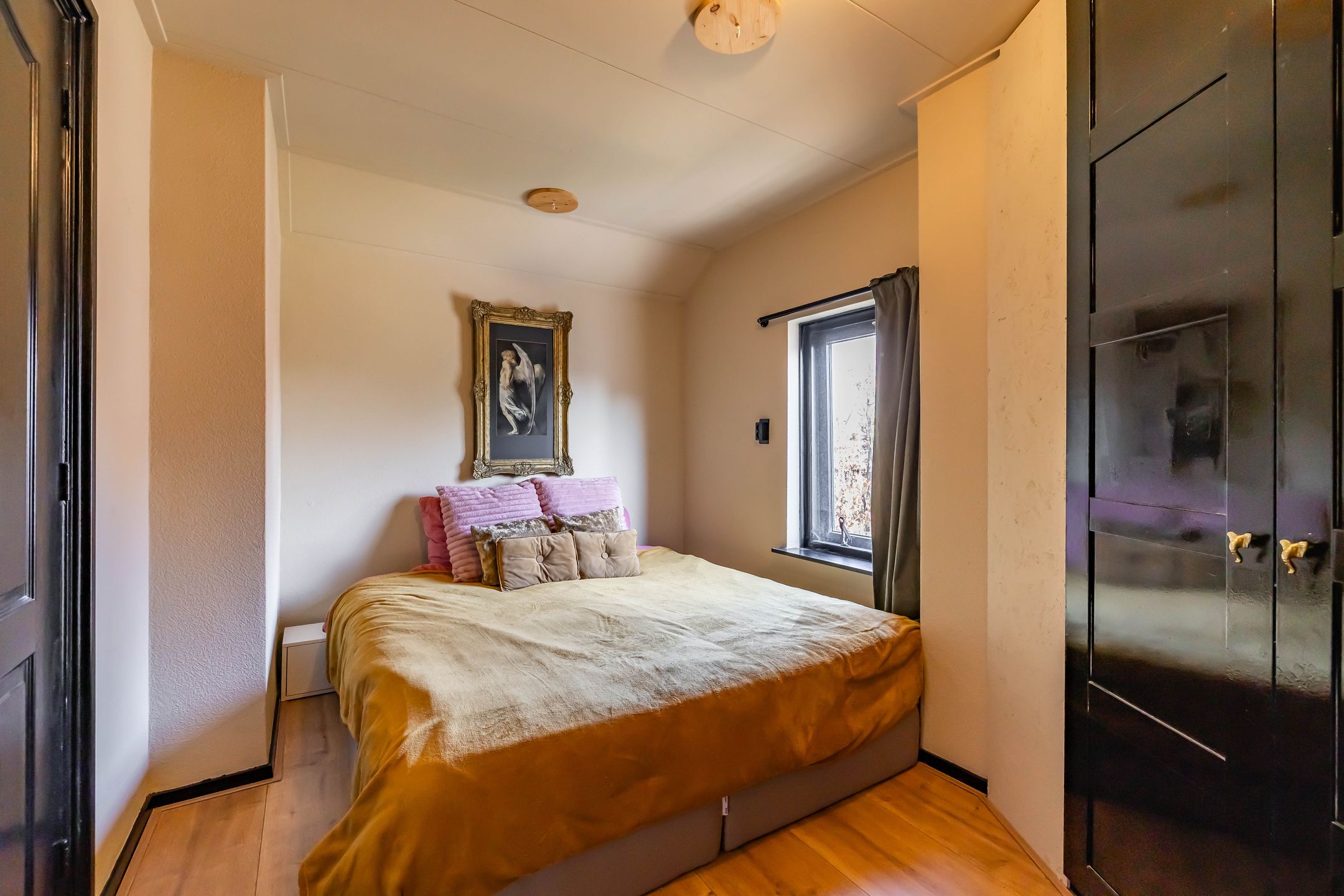 Photo 33 of Reddingiusstraat 4