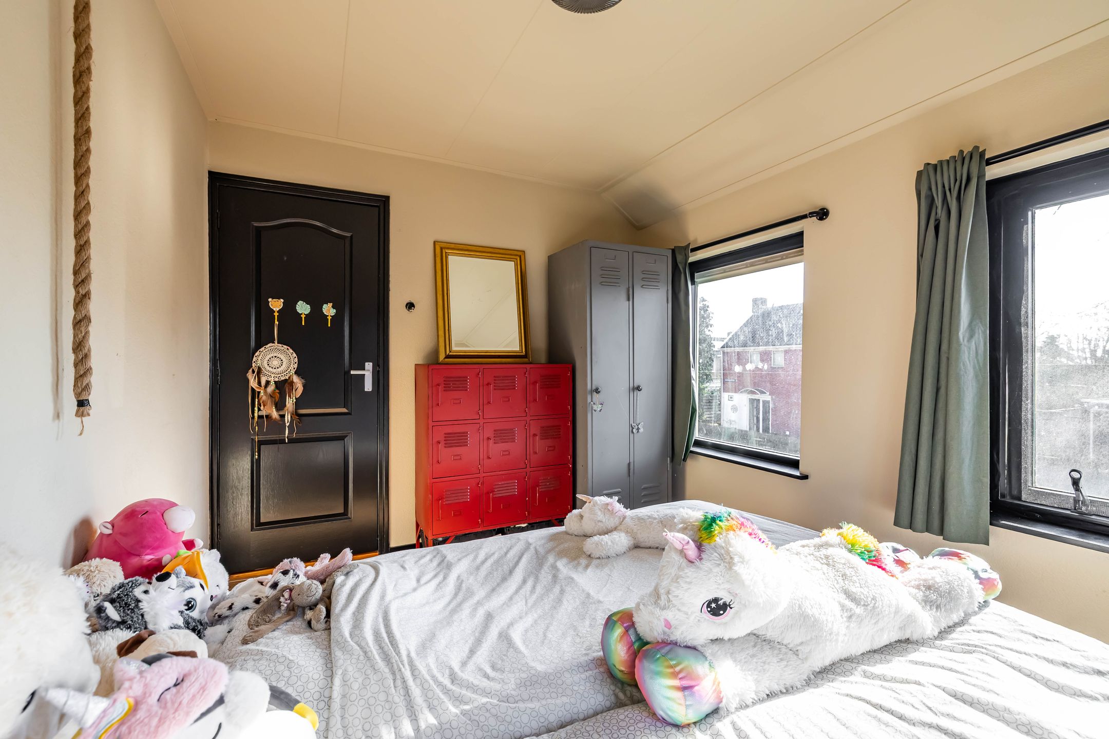 Photo 36 of Reddingiusstraat 4