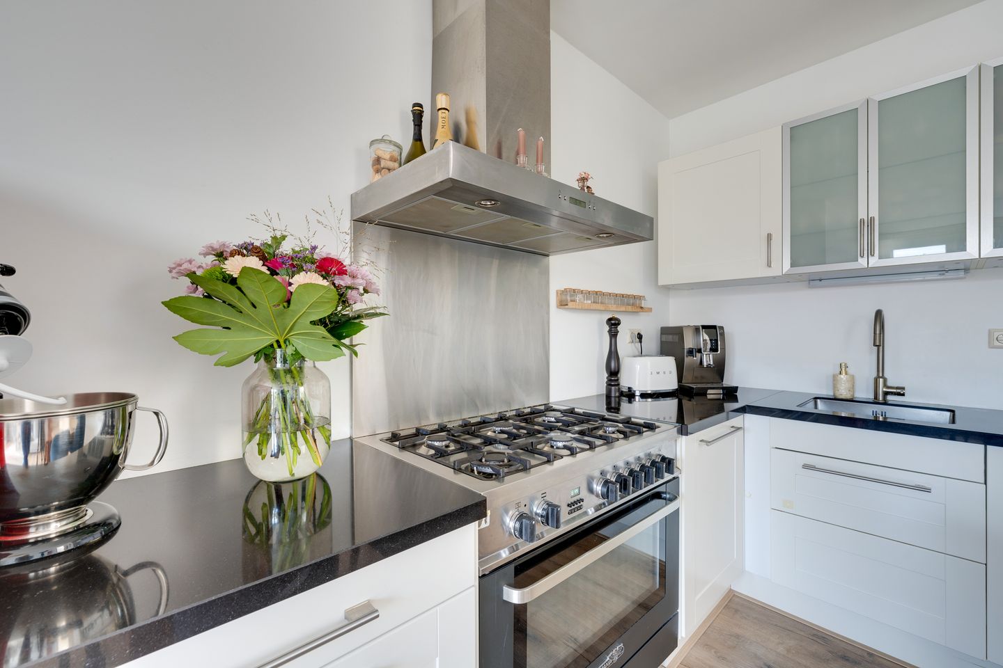 Foto 4 van Anjeliersstraat 49