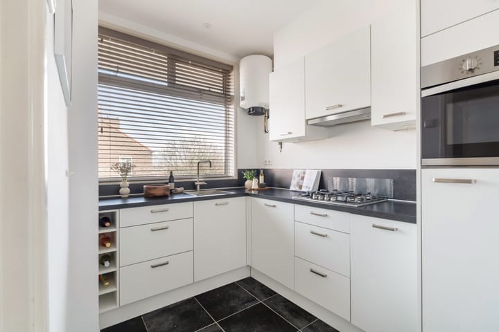 Foto 4 van Herman Robbersstraat 66-D