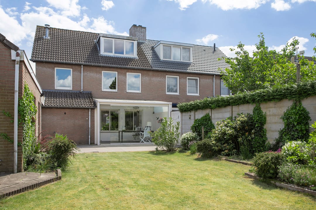 Foto 22 van Voorstraat 14