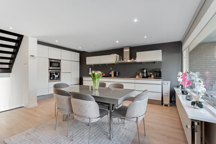 Foto 2 van Tolhuis 2222