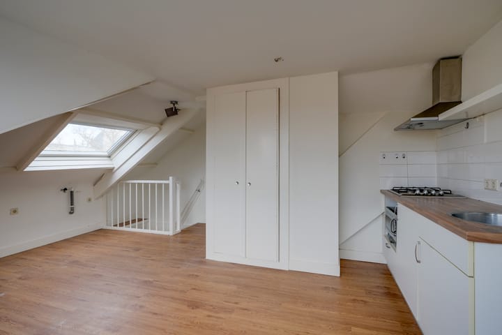 Photo 3 of Prins Hendriklaan 43-B