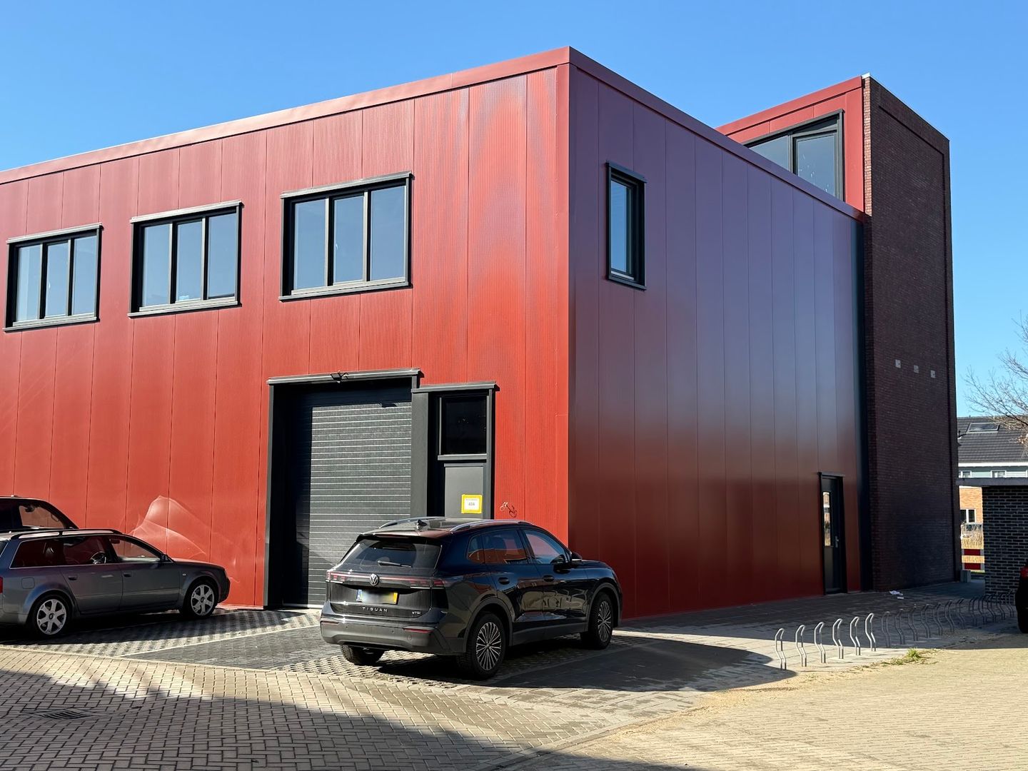 View photo 1 of Van der Waalsstraat 40-B