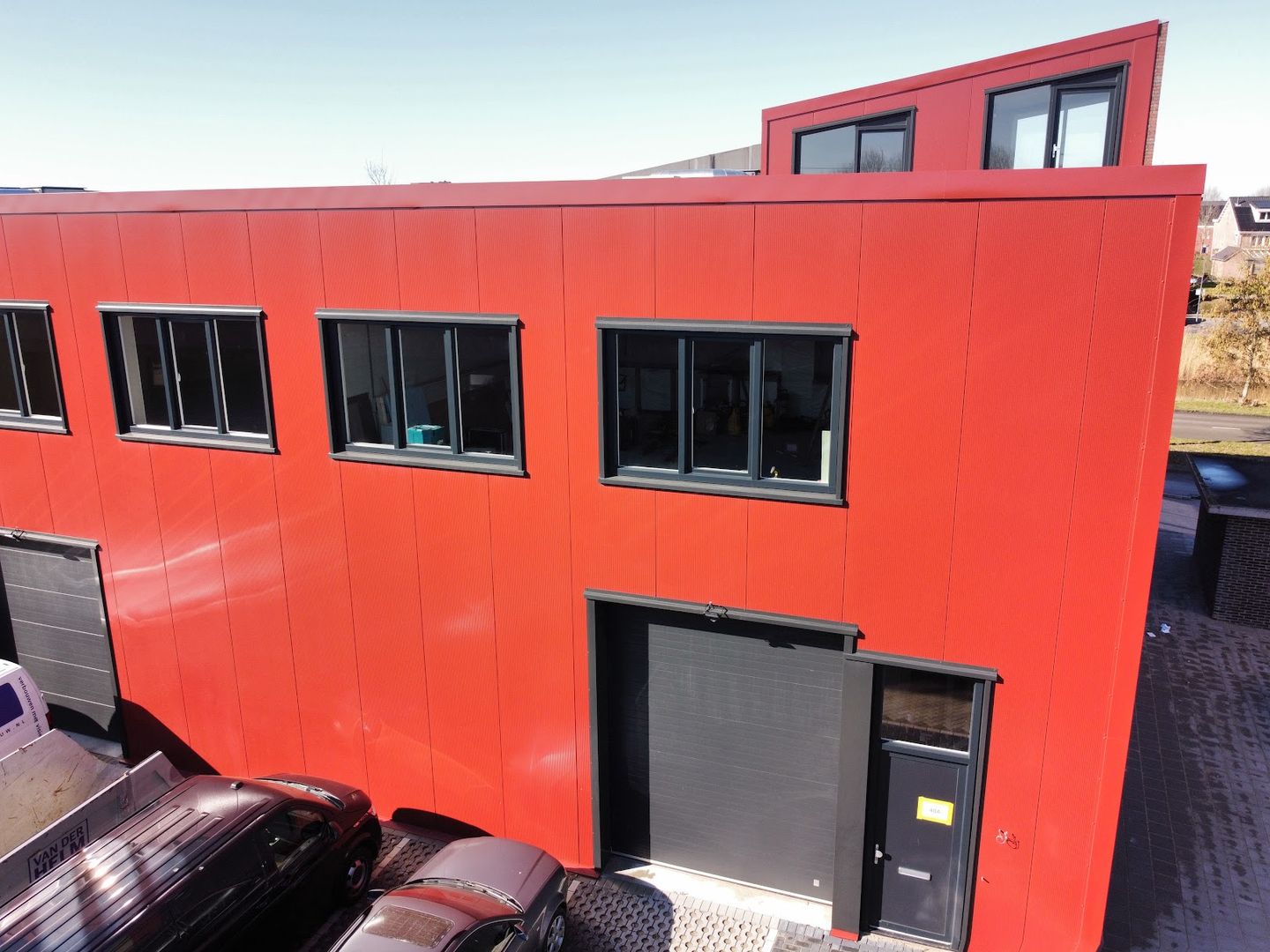 View photo 3 of Van der Waalsstraat 40-B