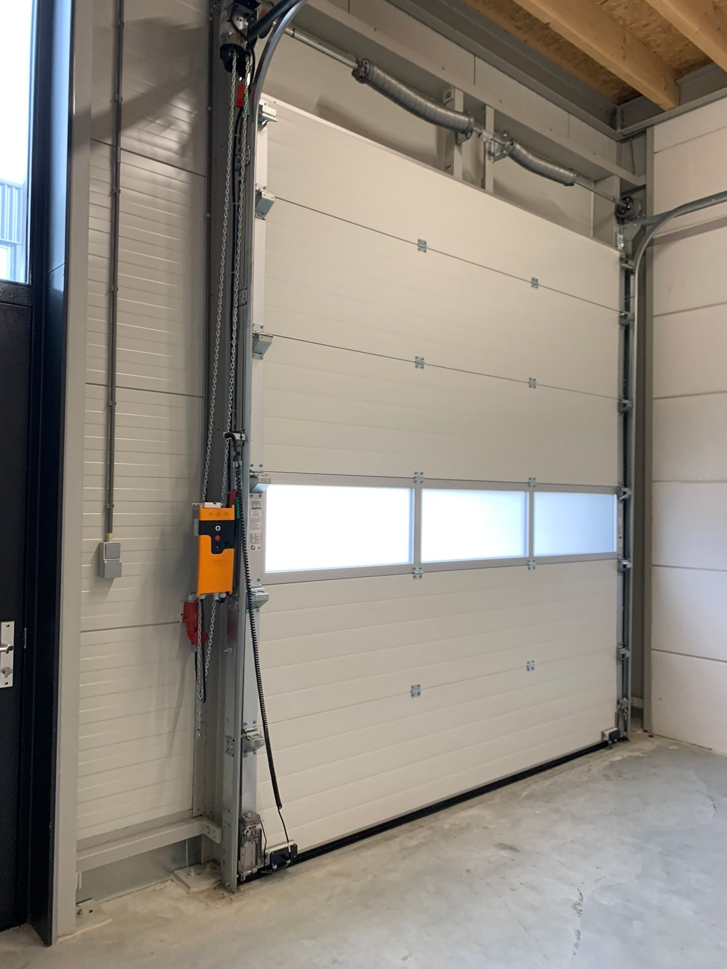 Bekijk foto 5 van Neon 27-c