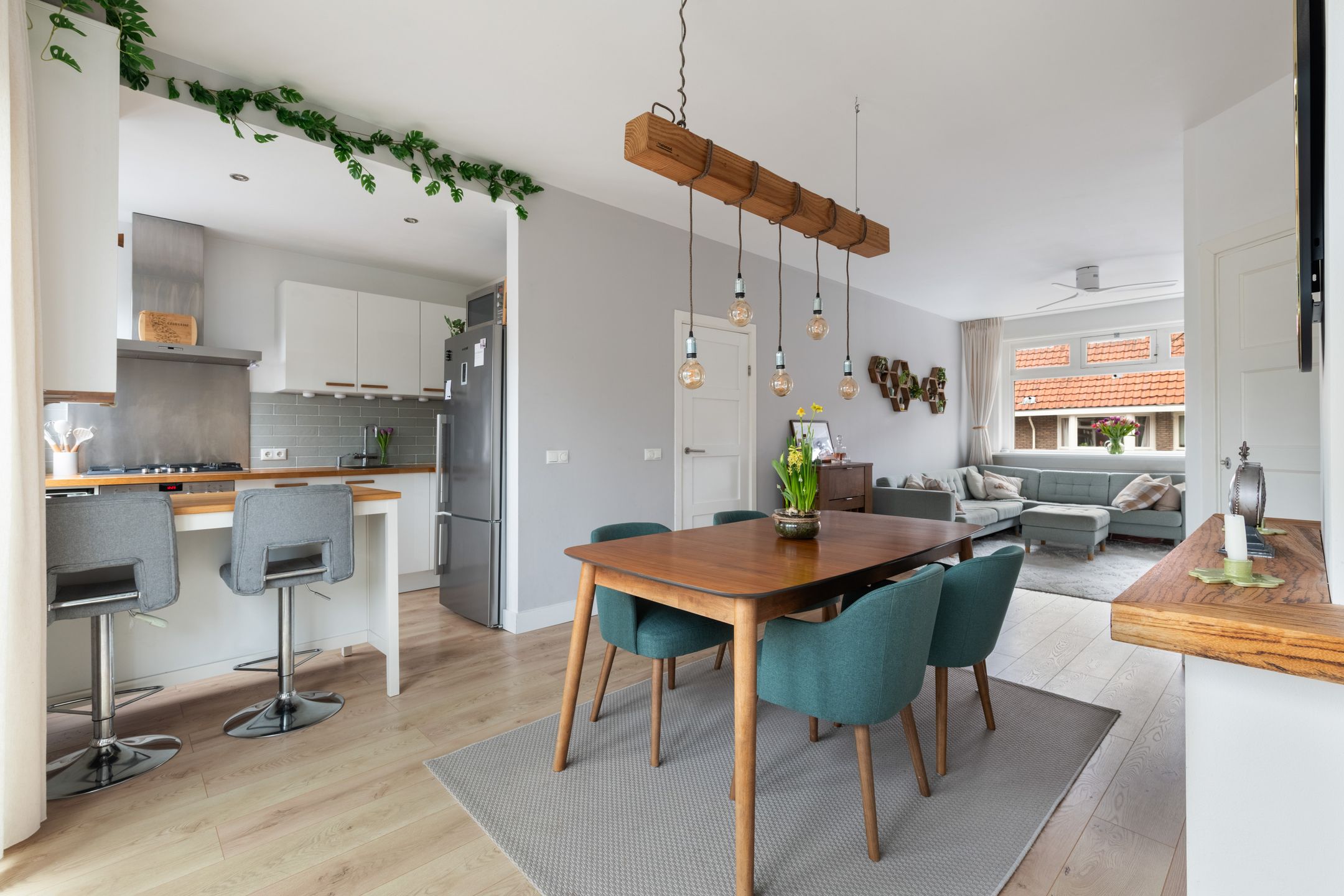 Photo 6 of Van der Mondestraat 95-BS