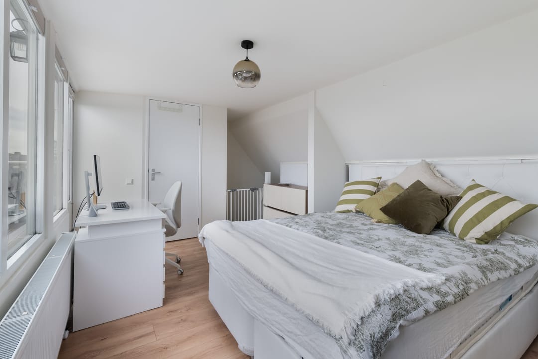 Photo 43 of Van der Mondestraat 95-BS