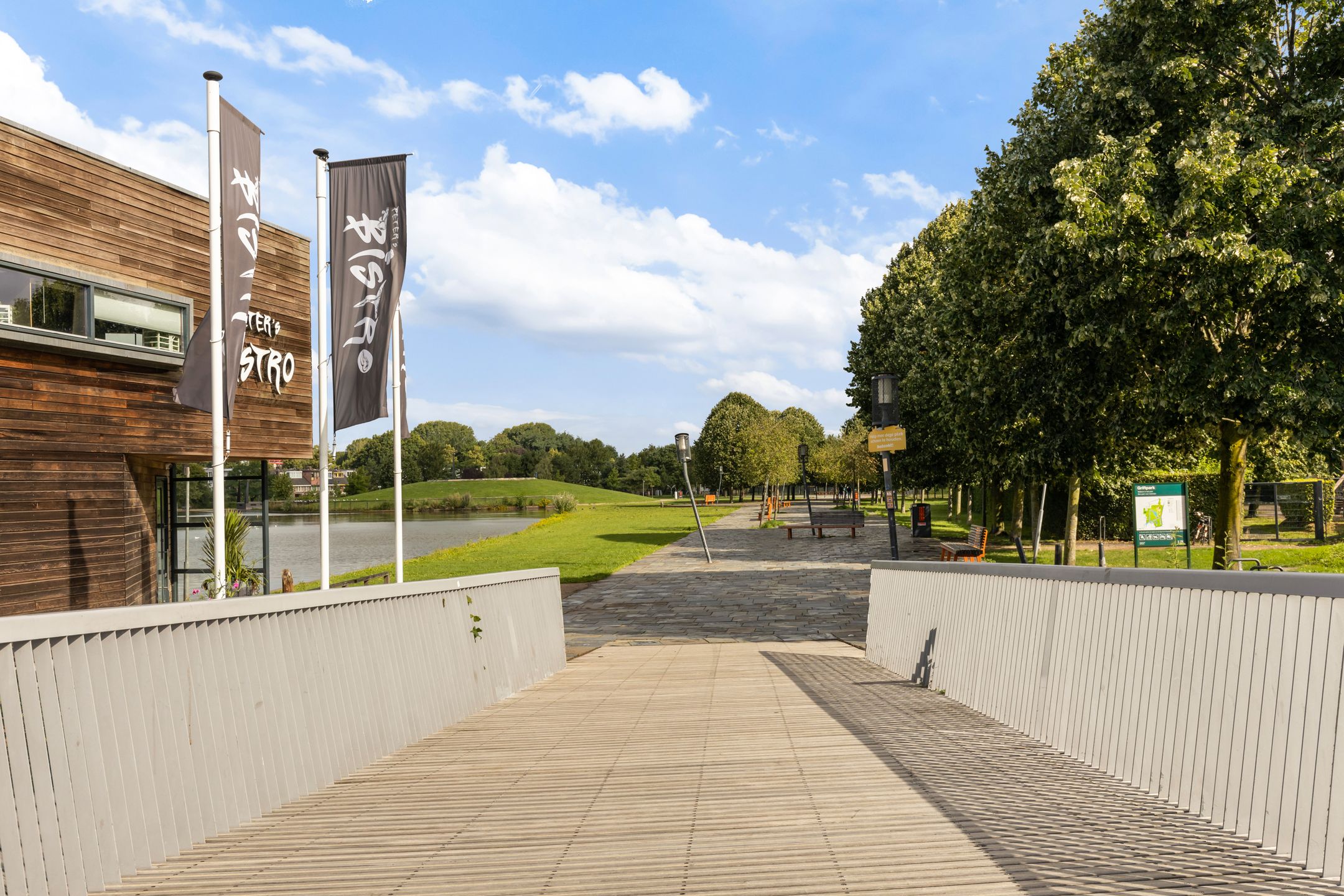 Photo 63 of Van der Mondestraat 95-BS